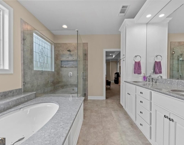 1011 Lofter Place - Photo Thumbnail 33