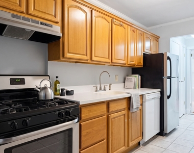212 West 133rd Street - Photo Thumbnail 6