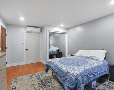 518 Lafayette Avenue - Photo Thumbnail 5