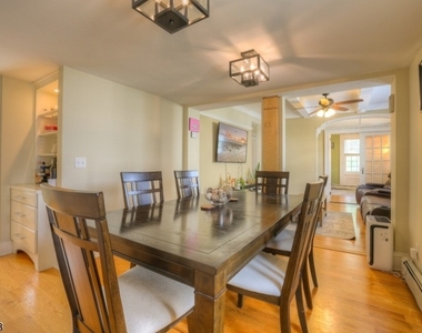 36 Ross St - Photo Thumbnail 7