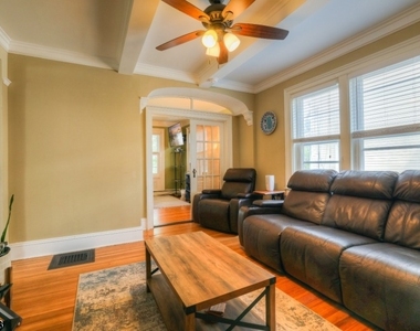 36 Ross St - Photo Thumbnail 3