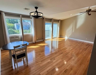 206 Drake Ln - Photo Thumbnail 10