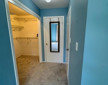 206 Drake Ln - Photo Thumbnail 23