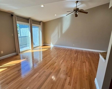 206 Drake Ln - Photo Thumbnail 11