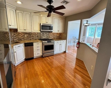 206 Drake Ln - Photo Thumbnail 4