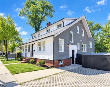 19 Prospect St - Photo Thumbnail 3