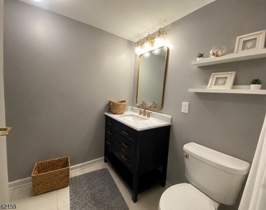 161 Terrace Ct - Photo Thumbnail 7