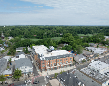 126 Main Street - Photo Thumbnail 12