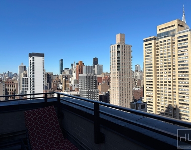 East 39th Street - Photo Thumbnail 6