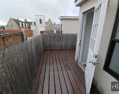 East 106 Street - Photo Thumbnail 2