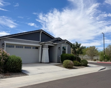 1659 W Paseo Way - Photo Thumbnail 2