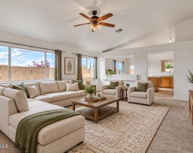 3072 W Lone Cactus Drive - Photo Thumbnail 4
