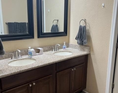 9451 E Becker Lane - Photo Thumbnail 6
