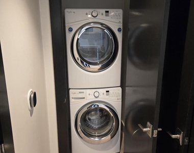 4422 N 75th Street - Photo Thumbnail 9