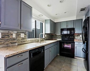 3501 N 64th Street - Photo Thumbnail 3