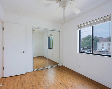 3501 N 64th Street - Photo Thumbnail 4