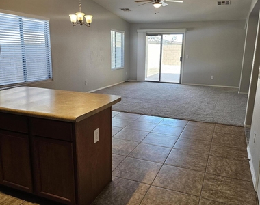 45360 W Woody Road - Photo Thumbnail 4