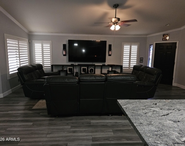 10937 E Catalina Avenue - Photo Thumbnail 7