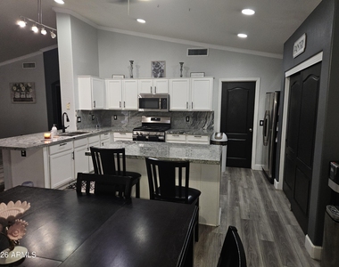 10937 E Catalina Avenue - Photo Thumbnail 5