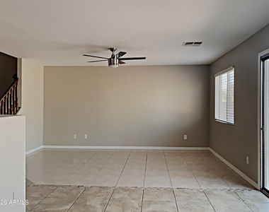 11218 W Mariposa Drive - Photo Thumbnail 2