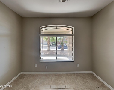 11218 W Mariposa Drive - Photo Thumbnail 8