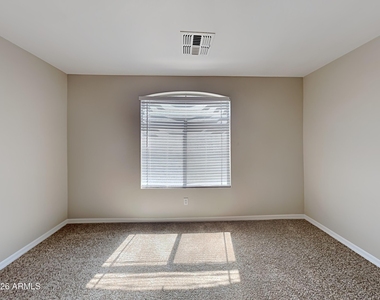 11218 W Mariposa Drive - Photo Thumbnail 6