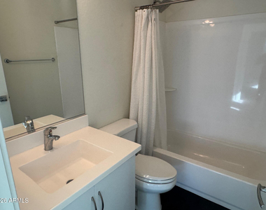 5851 S 23rd Way - Photo Thumbnail 8