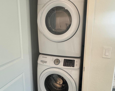 5851 S 23rd Way - Photo Thumbnail 7