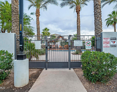 5851 S 23rd Way - Photo Thumbnail 18