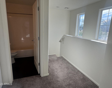 5851 S 23rd Way - Photo Thumbnail 10