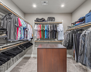 2825 N 42nd Street - Photo Thumbnail 19
