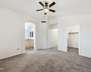 5011 W Kristal Way - Photo Thumbnail 13