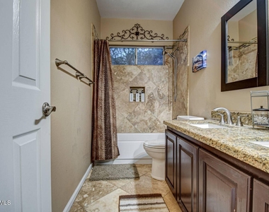 1676 E Glenhaven Drive - Photo Thumbnail 27