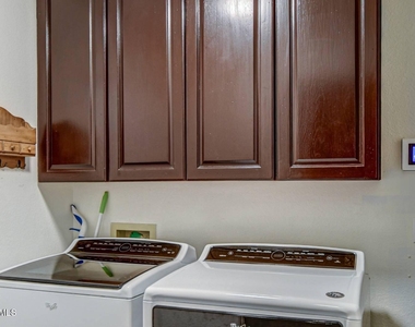 1676 E Glenhaven Drive - Photo Thumbnail 35