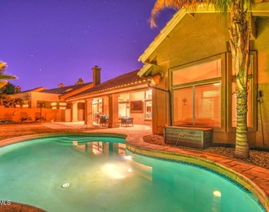 1676 E Glenhaven Drive - Photo Thumbnail 44