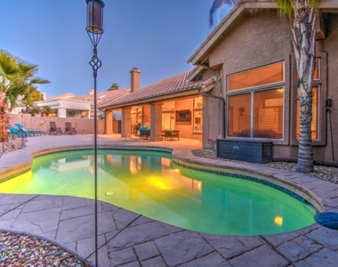1676 E Glenhaven Drive - Photo Thumbnail 39
