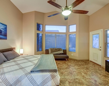 1676 E Glenhaven Drive - Photo Thumbnail 21