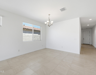 2158 S 242nd Lane - Photo Thumbnail 5