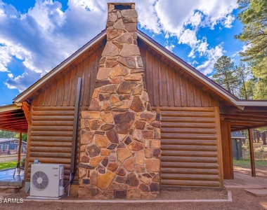 216 W Standage Drive - Photo Thumbnail 17