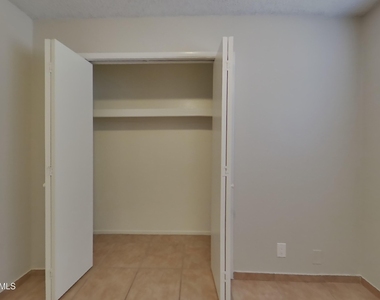 935 E 10th Drive - Photo Thumbnail 11