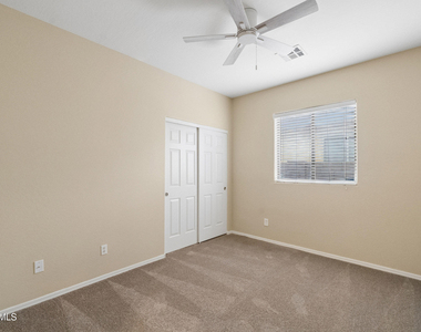 9806 W Horse Thief Pass - Photo Thumbnail 20