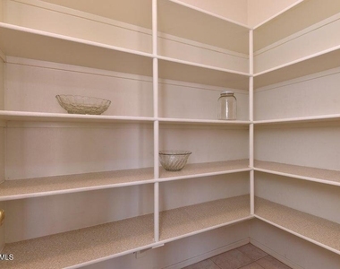 4560 E Olney Avenue - Photo Thumbnail 12