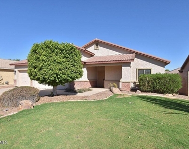 4560 E Olney Avenue - Photo Thumbnail 1