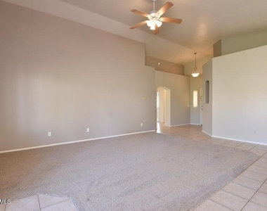 4560 E Olney Avenue - Photo Thumbnail 6