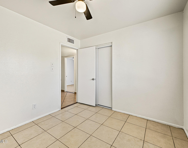 3824 N 86th Lane - Photo Thumbnail 15