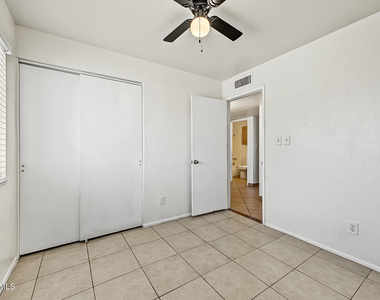 3824 N 86th Lane - Photo Thumbnail 17