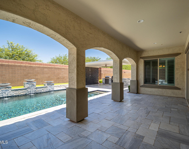 9752 W Rowel Road - Photo Thumbnail 35