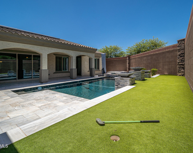 9752 W Rowel Road - Photo Thumbnail 39