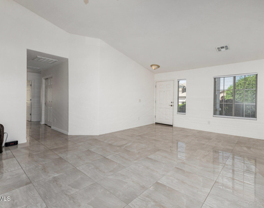 15317 W Tasha Drive - Photo Thumbnail 5
