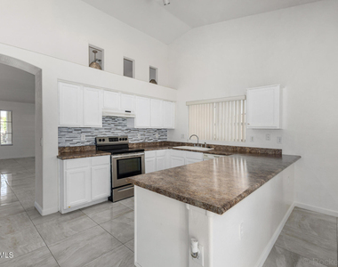 15317 W Tasha Drive - Photo Thumbnail 11